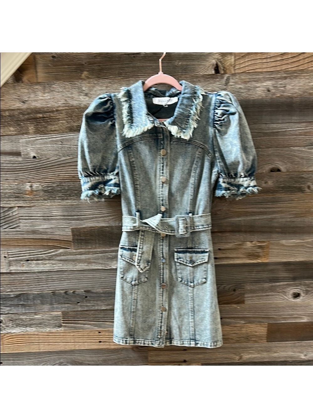 NWT Elliatt Giselle Denim Day Dress Button Front Belt Frayed Size Small - Picture 3 of 11